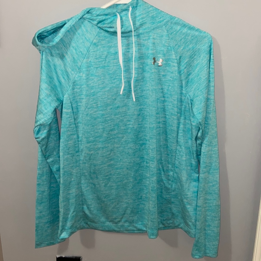 Under Armour Light Weight Hoodie
